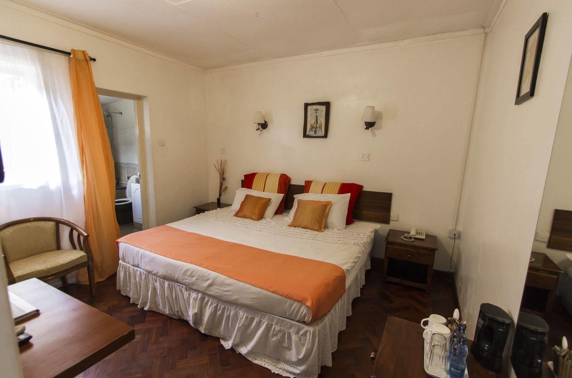 Godials Bed & Breakfast Nairobi Exterior photo